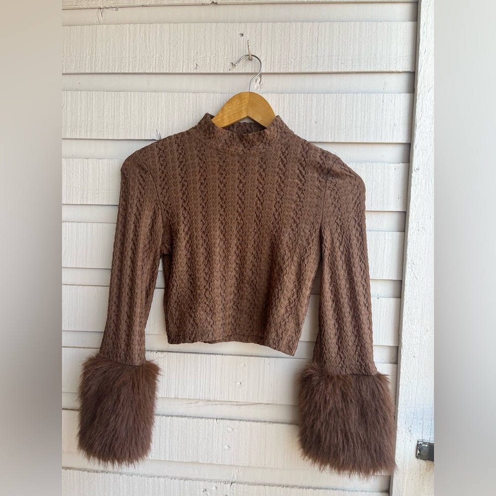 Brown faux fur trim long sleeve